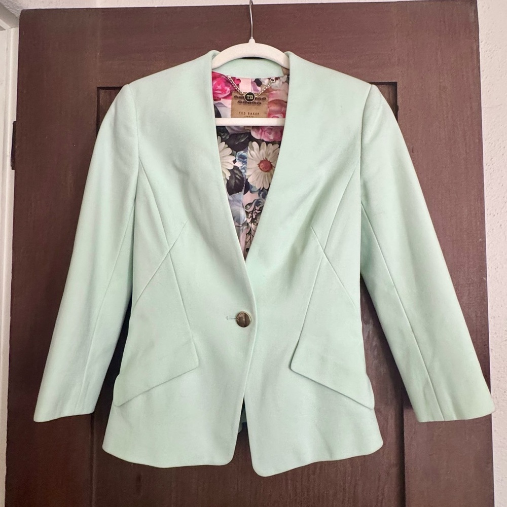 Ted Baker London | Women’s Mint Green Fitted Blazer with Floral Lining Size 0